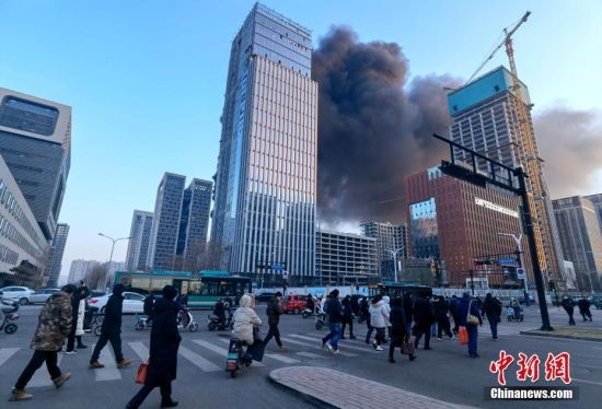 1��6����λ��ɽ�|ʡ�����Кv�¿����̄�(w��)���Ĺ���ͻ�l(f��)���(z��i)���F(xi��n)���⟟�L�L��������������Ԯ֧꠽Ӿ���ָ�]���������{(di��o)�������T�s���F(xi��n)��̎���� ������l(f��) �X�� �z