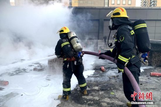 1��6����λ��ɽ�|ʡ�����Кv�¿����̄�(w��)���Ĺ���ͻ�l(f��)���(z��i)���F(xi��n)���⟟�L�L��������������Ԯ֧꠽Ӿ�����ָ�]���������{(di��o)�������T�s���F(xi��n)��̎���� ������l(f��) �X�� �z