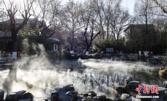 1��7��������՚�Ӱ���ɽ�|ʡ�����К���E������ͻȪȪˮ���l(f��)��ˮ�����������γɡ����F�����٬F(xi��n)�����F���������^�� ������ӛ�� ���� �z