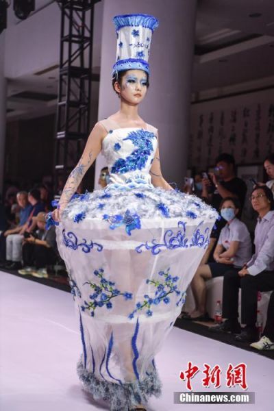 622ɽ|ˇg(sh)W(xu)ԺO(sh)Ӌ2021rаl(f)ɽ|W(xu)O(sh)Ӌ90ƷչDɽ|ˇg(sh)W(xu)Ժ݌I(y)ČW(xu)չʾb ӛ ¡ z 