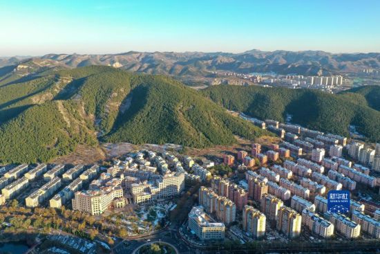 1110Ĕzĝꖹ˴С^(q)߅оɫo˙CƬ