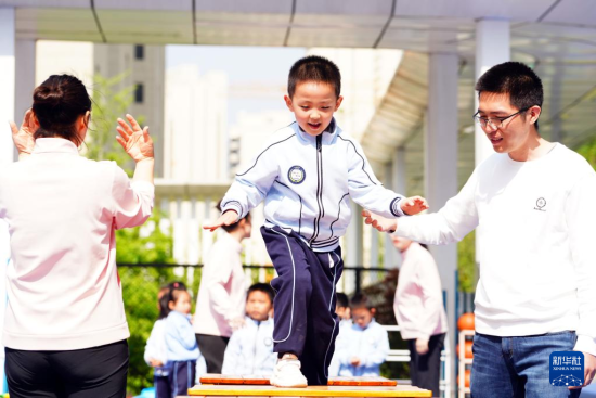 427ڝ(j)Ѕ^(q)ɽ׃@L(zhng)ͺHӻ(dng)Α