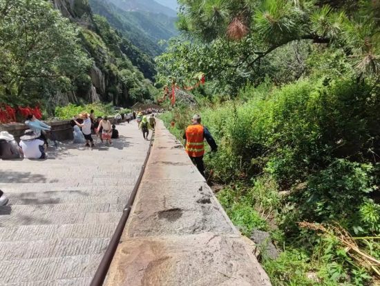 ̩ɽ���^(q��)���Mɽ�h(hu��n)�l(w��i)��ʯ�Ү�(d��ng)��