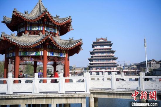 1024ɽ|ĳꖹȿhD^߅ěͤxӛ  z