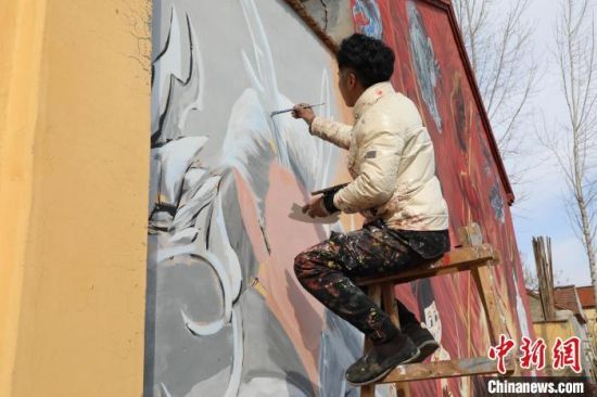 212ɽ|Ͳܴ^(q)Ҵһ108׵߸L߼tD顰90󡱉Lչʾ~(y)ƵĮ(hu)Pӛ  z