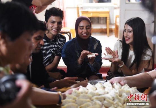 912ɽ|_S^(q)󼾼ҽֵɽҴ壬Ħͻ˹̹W(xu)M(jn)Oʽw?zi)z|OڝOҰOƷLrܪ(d)صЇOĻӛ 