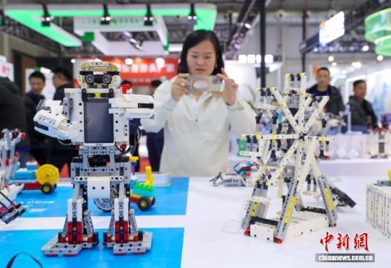 102486Їbչʾ(hu)ɽ|ʡu^(q)Ļչ(hu)չ[e_(d)12fƽף800I(y)y®a(chn)Ʒcg(sh)չD酢^ĔzC(j)M(jn) z