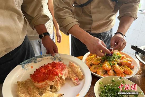 202510ɽ|_(ti)wsң2˽Nڜ(zhn) z