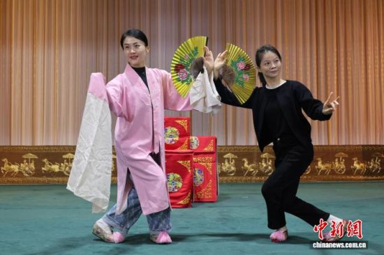 ��2025��11��21�գ���ɽ�|���ϖ|����Ժ��������(��)�̈́��F�݆T���ž��������������������ӛ�� �w�� �z