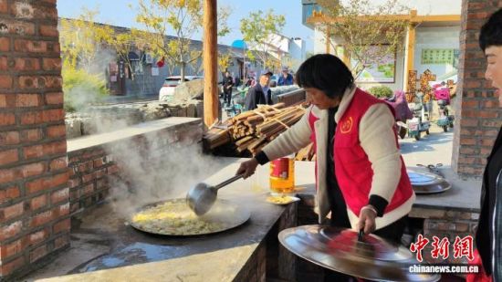 �������f��Т��ʳ�ù����ˆT�ڜʂ�����R��hί���������D