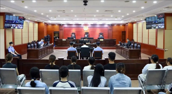  �����H����Ժ���_�_ͥ�����涾���������M����У�W���� 