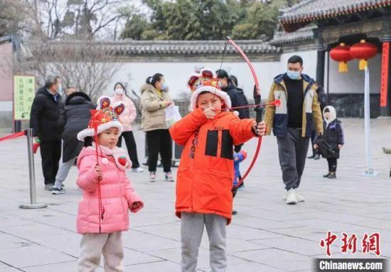 ����Ԫ���ѹ�(ji��)��С�����ڿ׸��w�(y��n)���y(t��ng)��ˇ��(�Y�ψD)������ �z