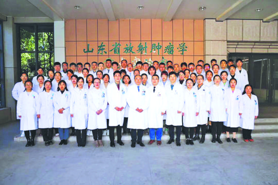 �ڽ���Ժʿ�I(l��ng)㕵ġ�����(zh��n)�[���W(xu��)�̌W(xu��)���ЈF(tu��n)�(du��)�� ��ɽ�|��һ�t(y��)�ƴ�W(xu��)(ɽ�|ʡ�t(y��)�W(xu��)�ƌW(xu��)Ժ)���D